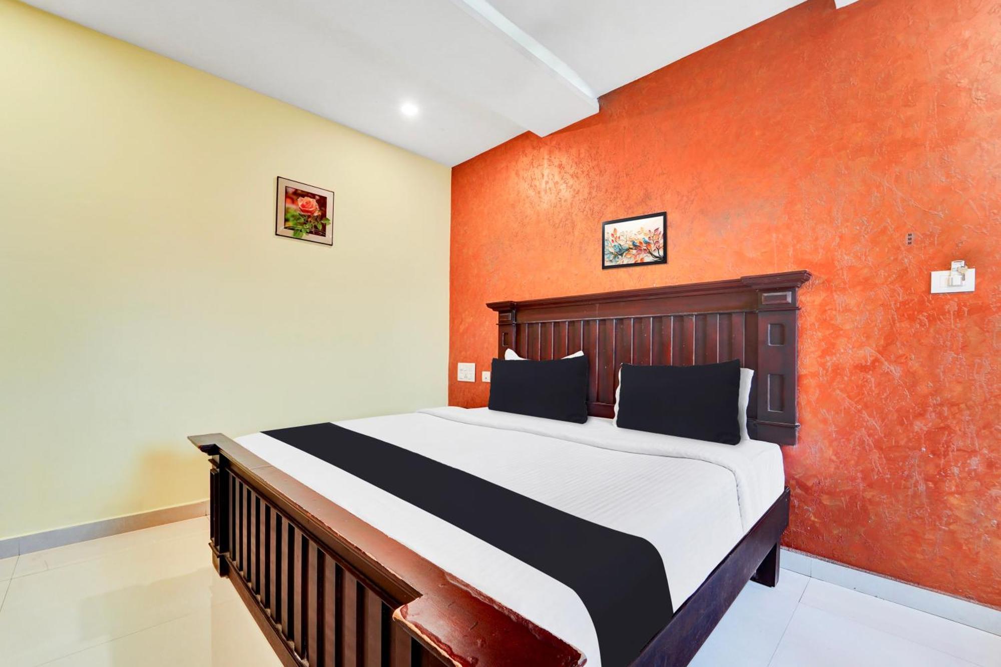 Super Townhouse Ernakulam North Hotell Kochi Eksteriør bilde